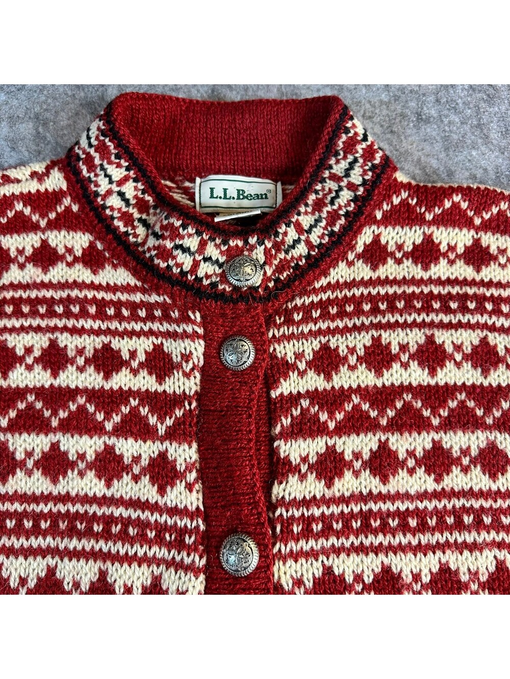 Vintage L.L. Bean Red Nordic Fair Isle Pewter Button Wool Cardigan Sweater Sz L - Picture 2 of 15